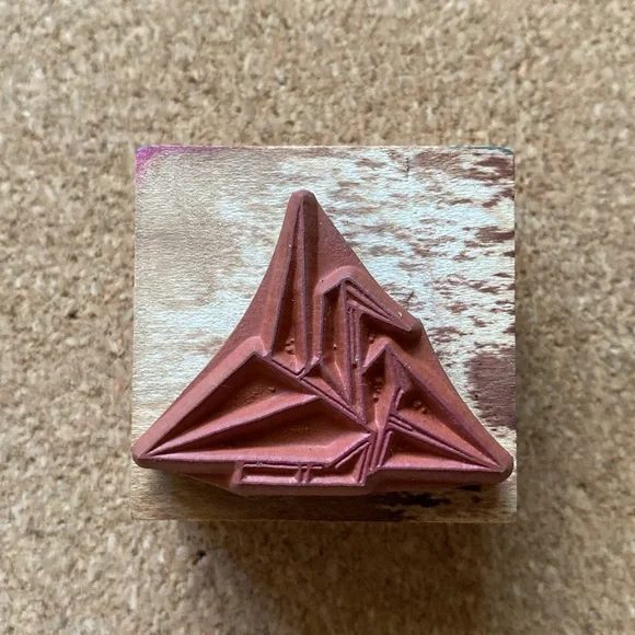 1990’s Graphic Designed Japanese Cranes Rubber Stamps - Picture 7 of 9